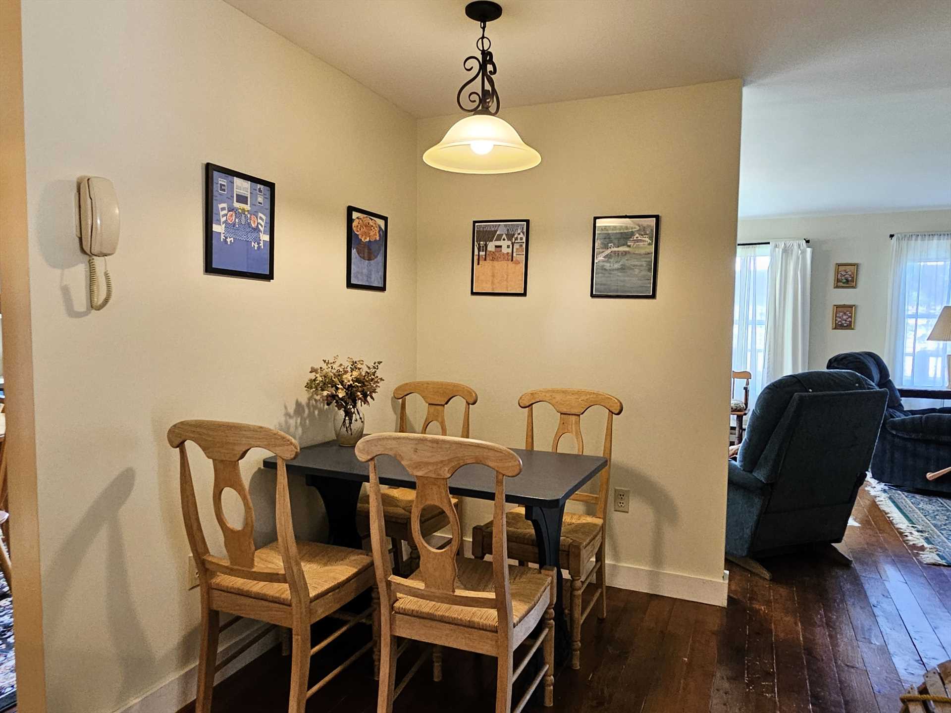 Game and puzzle area