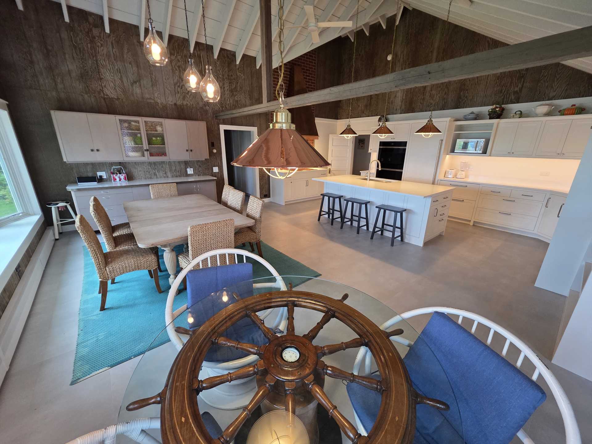 Kitchen/dinning