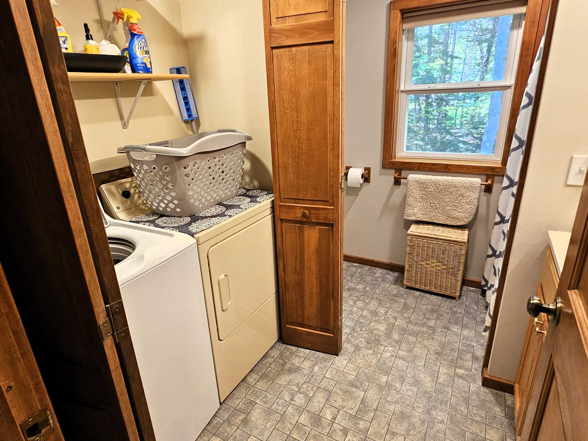 Main floor full bath