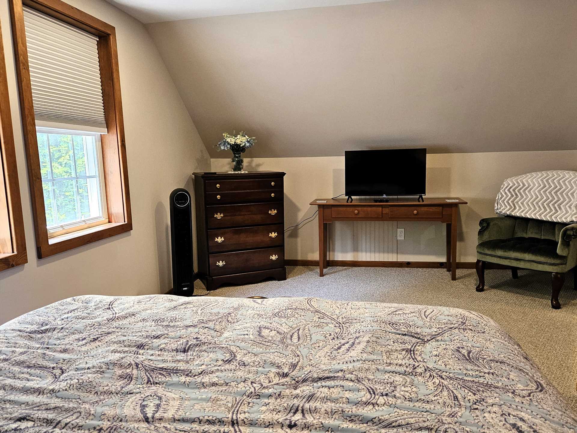 Second Floor Queen Bedroom