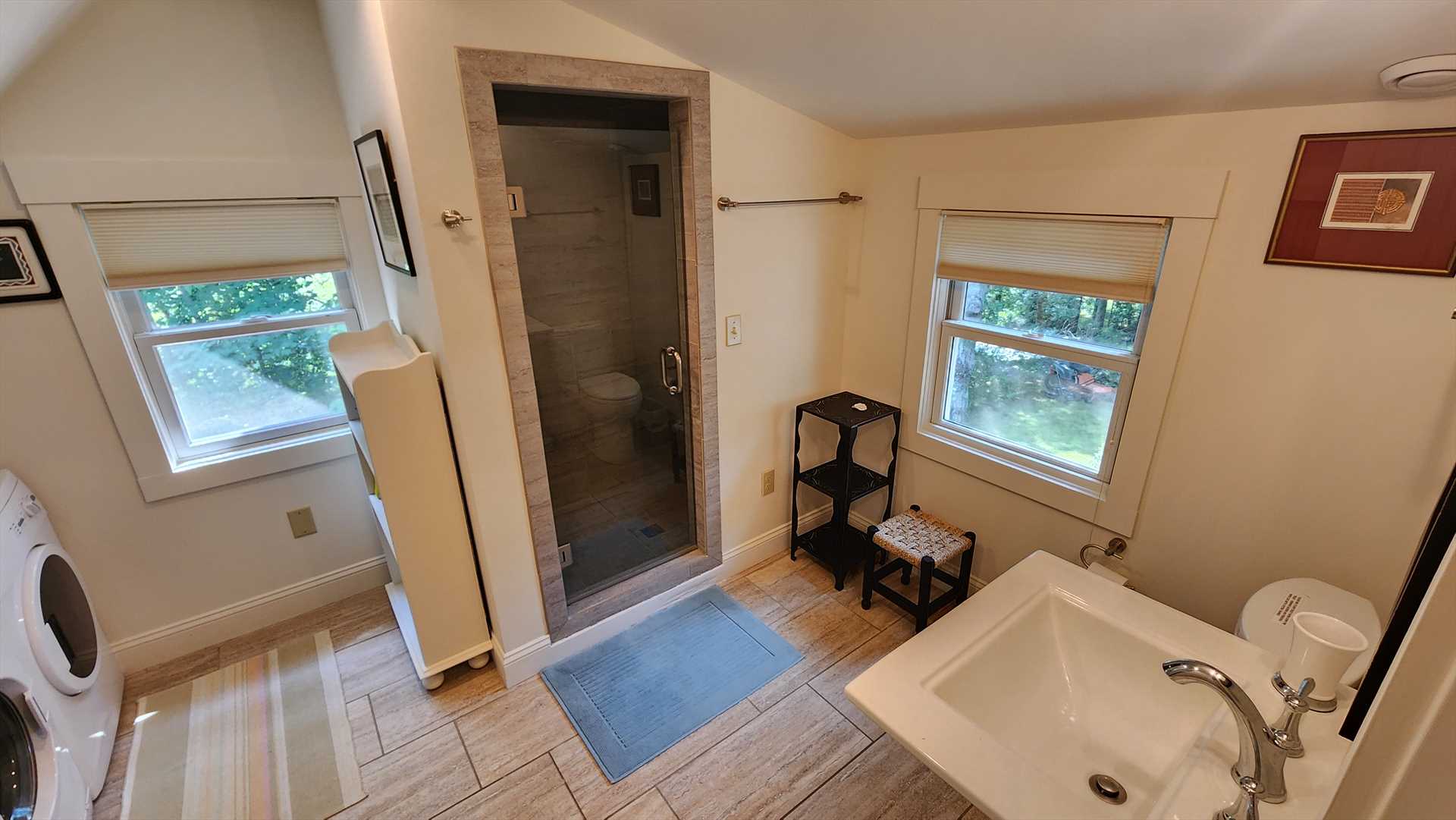 Upstairs Master bath