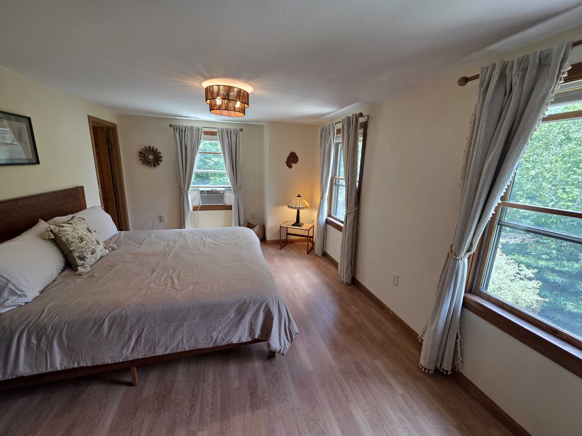 2nd Floor King BR
