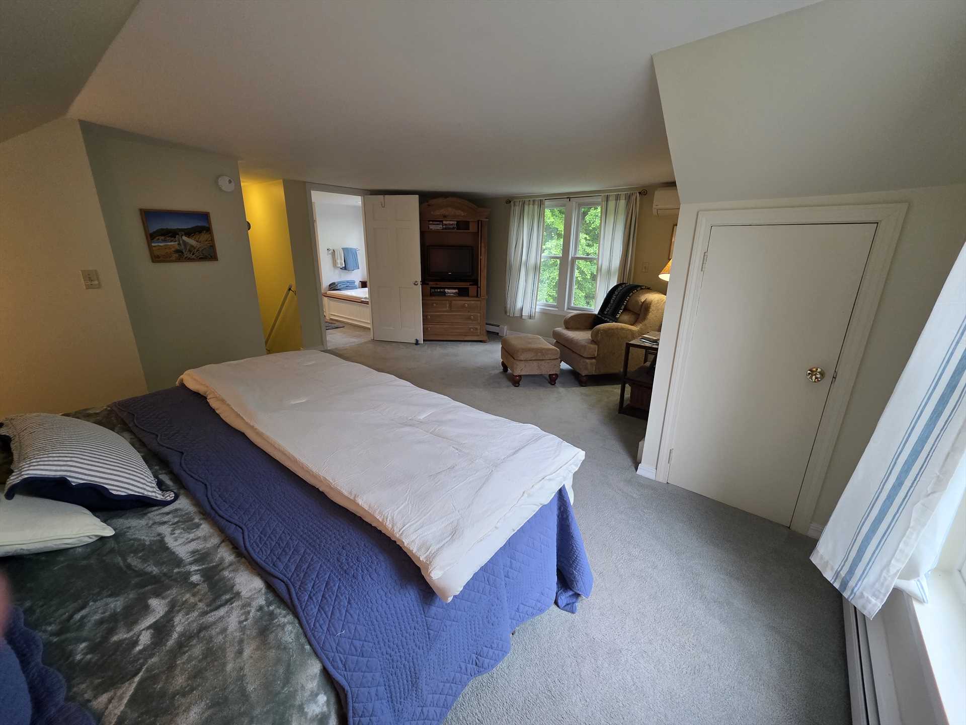 2nd Floor Master Bedroom
