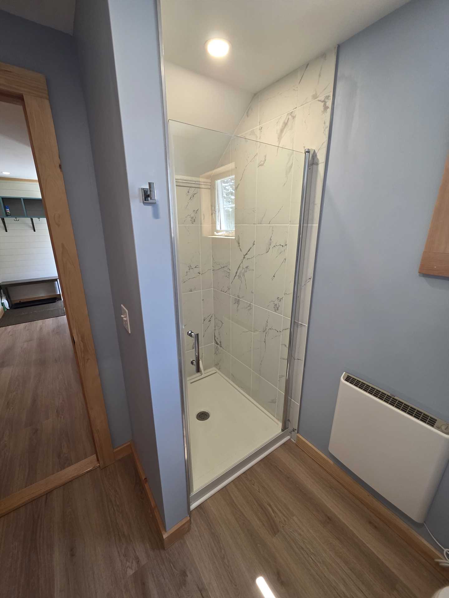 Full Bathroom 1st Floor