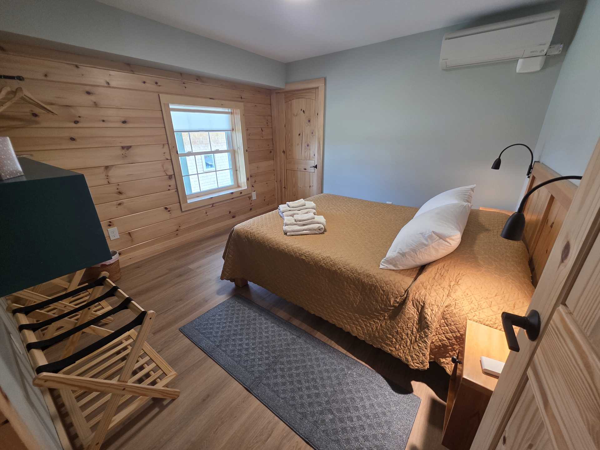 2nd Queen Bedroom